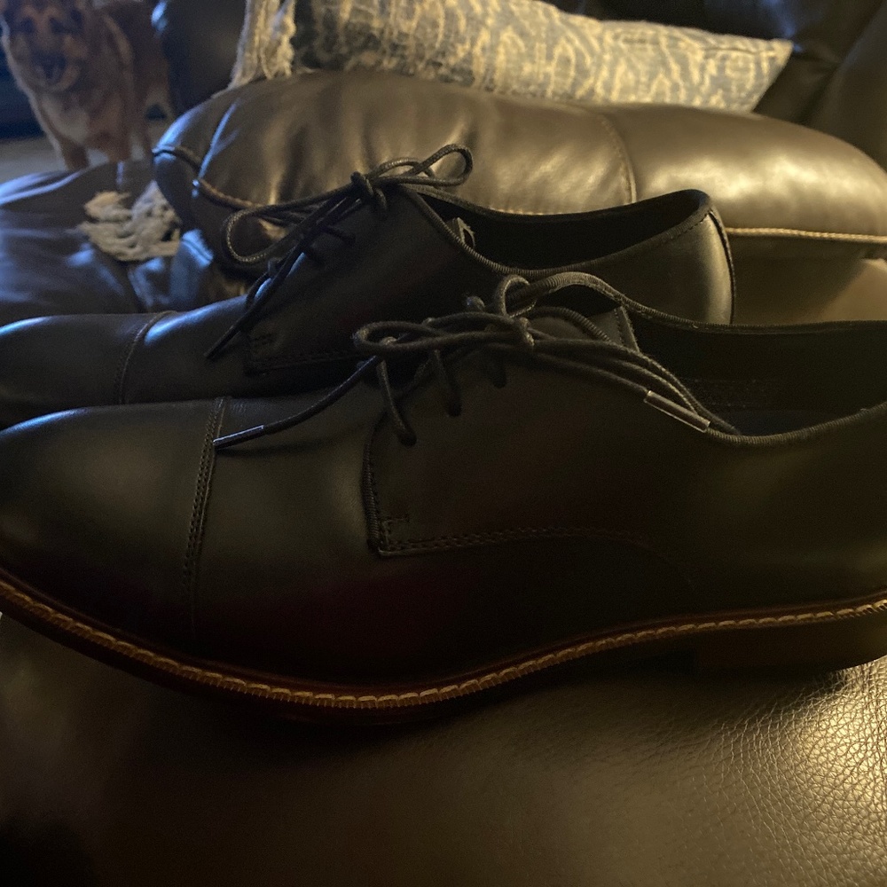 Vince Camuto 9.5 Oxford loafers